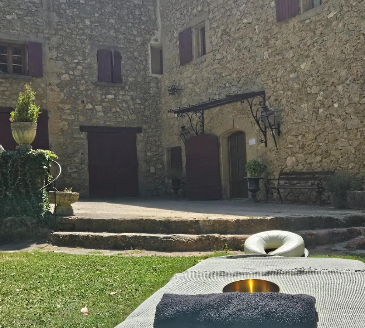 Le Vieux Moulin De Jouques Bed & Breakfast 0*,